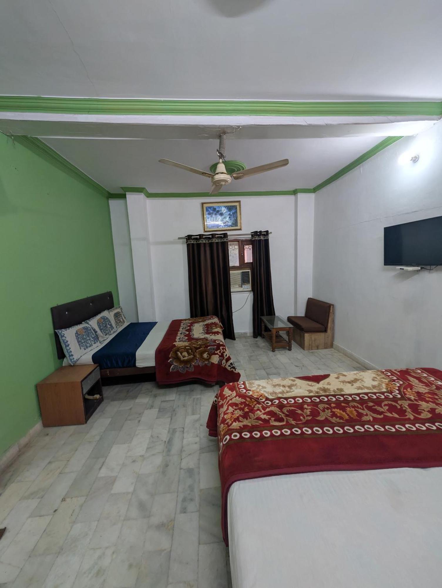 Stephels Hotel *